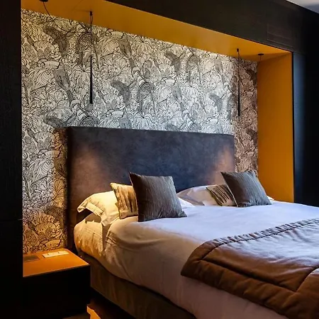 Logis Restaurant La Tour Hotel 3*