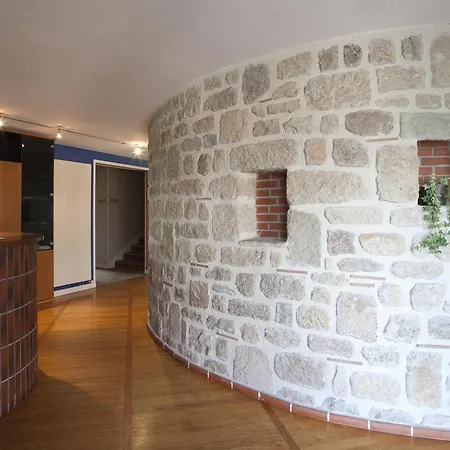 Hotel Logis Restaurant La Tour 3*